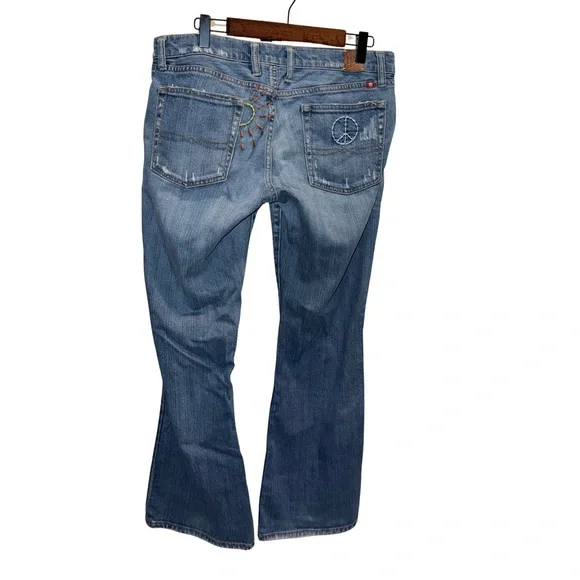 Lucky Brand Lil Maggie Peace Embroidered Flare Low Rise Jeans Size 12 31 - Picture 3 of 10